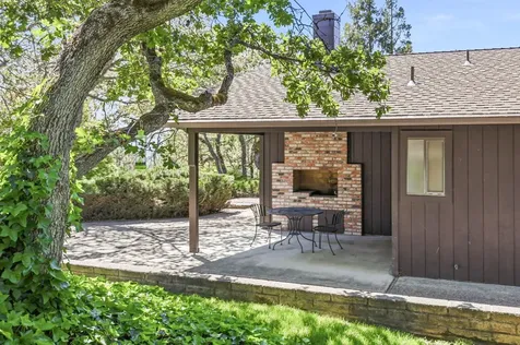 50 Mariposa Terrace Medford OR 97504