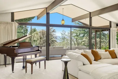50 Mariposa Terrace Medford OR 97504