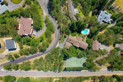 50 Mariposa Terrace Medford OR 97504