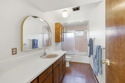 50 Mariposa Terrace Medford OR 97504