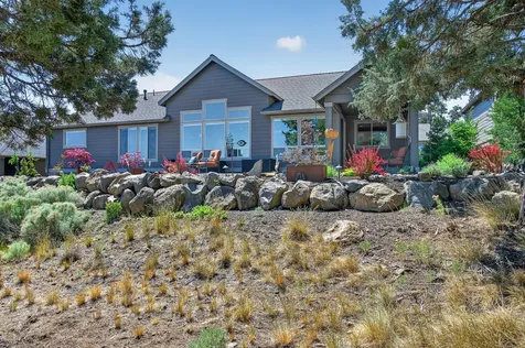 2572 NW Pine Terrace Drive Bend OR 97703