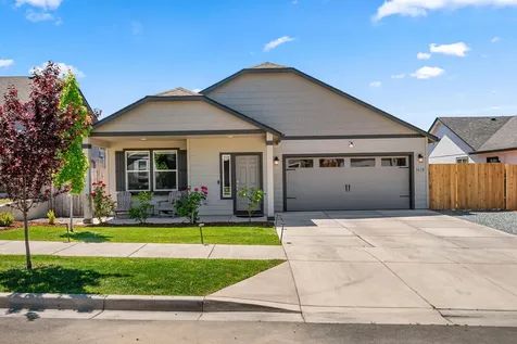 3610 Carlin Drive Medford OR 97504