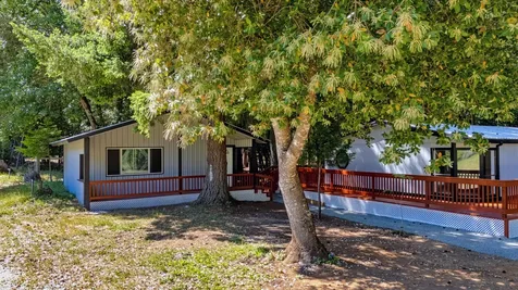 601 Pinewood Way Cave Junction OR 97523