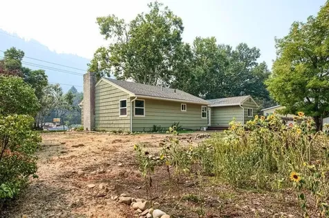 26877 Highway 62 Trail OR 97541