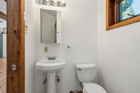 140 Bonanza Drive Selma OR 97538