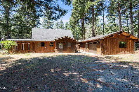 140 Bonanza Drive Selma OR 97538