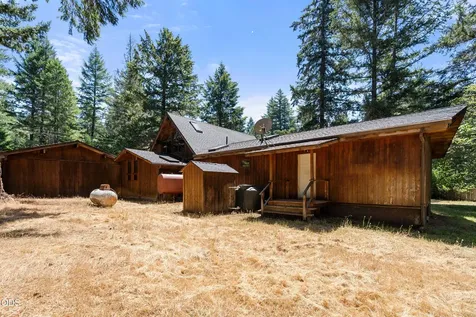 140 Bonanza Drive Selma OR 97538