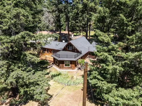 140 Bonanza Drive Selma OR 97538