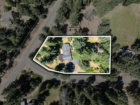 140 Bonanza Drive Selma OR 97538