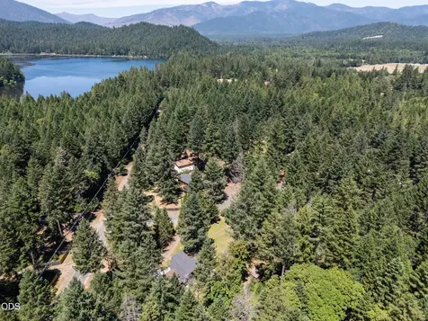 140 Bonanza Drive Selma OR 97538