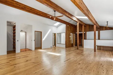 140 Bonanza Drive Selma OR 97538