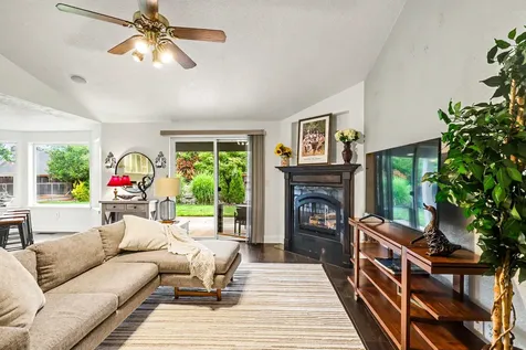 545 Diego Court Central Point OR 97502