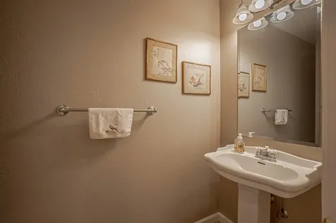 472 Scenic Drive Ashland OR 97520