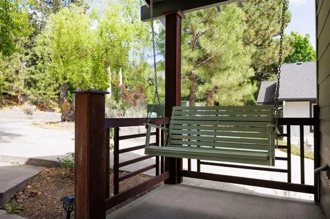 2533 NW Monterey Pines Drive Bend OR 97703
