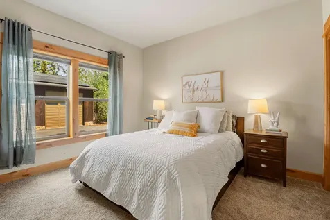 21125 Bear Creek Road Bend OR 97701