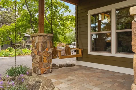 21125 Bear Creek Road Bend OR 97701