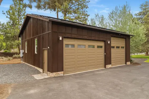 21125 Bear Creek Road Bend OR 97701