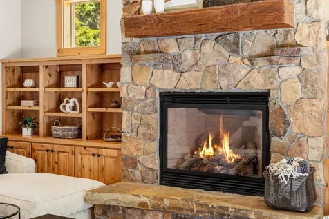 21125 Bear Creek Road Bend OR 97701
