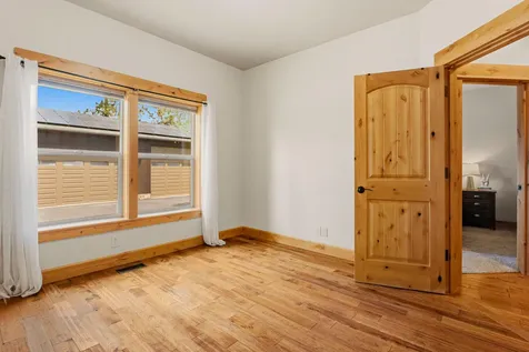 21125 Bear Creek Road Bend OR 97701
