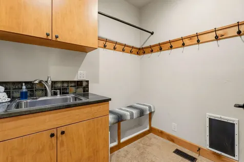 21125 Bear Creek Road Bend OR 97701