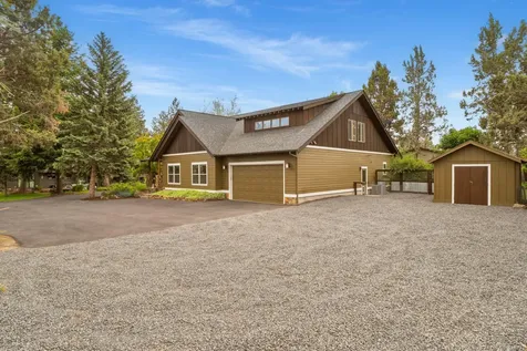 21125 Bear Creek Road Bend OR 97701