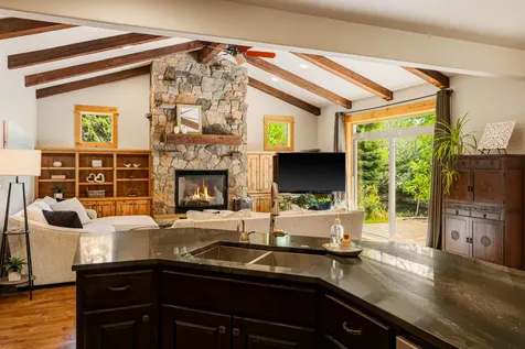 21125 Bear Creek Road Bend OR 97701