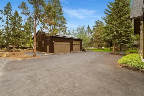 21125 Bear Creek Road Bend OR 97701