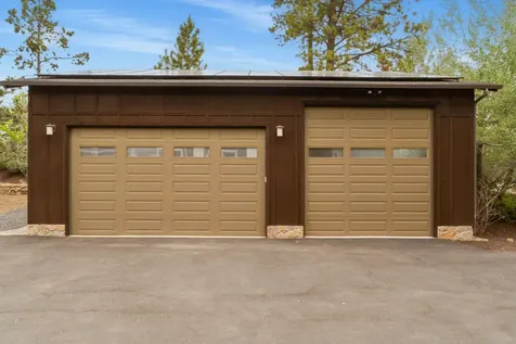 21125 Bear Creek Road Bend OR 97701
