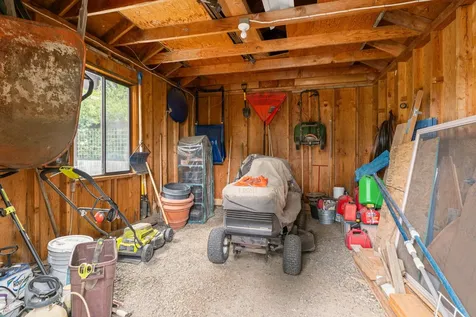 21125 Bear Creek Road Bend OR 97701