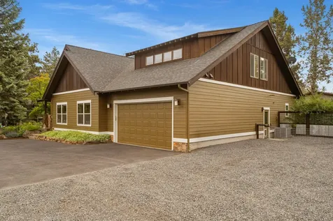 21125 Bear Creek Road Bend OR 97701