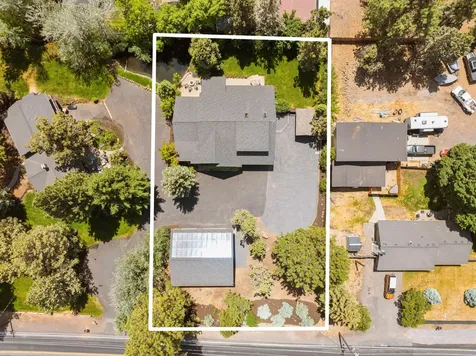21125 Bear Creek Road Bend OR 97701