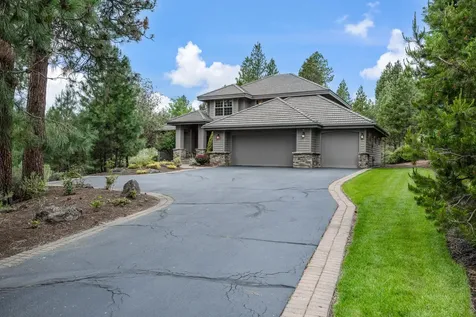 19598 Green Lakes Loop Bend OR 97702