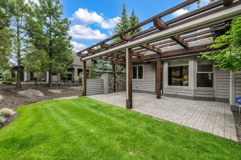 19598 Green Lakes Loop Bend OR 97702