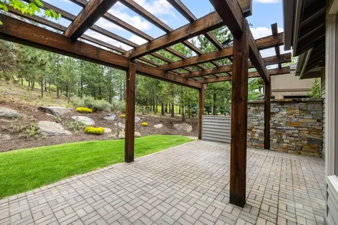 19598 Green Lakes Loop Bend OR 97702