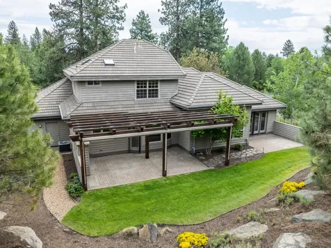 19598 Green Lakes Loop Bend OR 97702