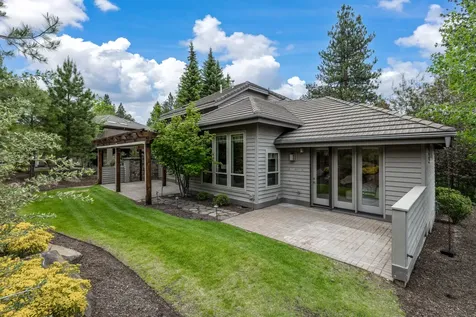 19598 Green Lakes Loop Bend OR 97702