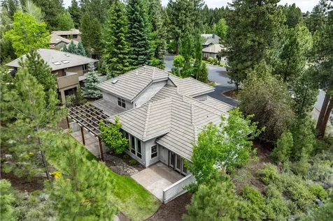 19598 Green Lakes Loop Bend OR 97702