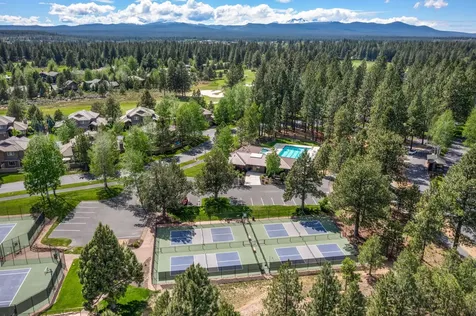 19598 Green Lakes Loop Bend OR 97702
