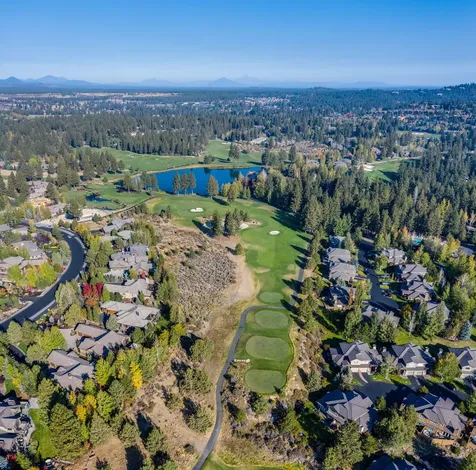 19598 Green Lakes Loop Bend OR 97702