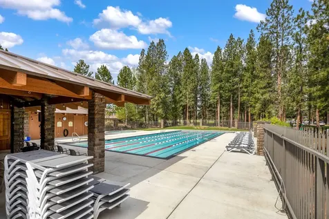 19598 Green Lakes Loop Bend OR 97702
