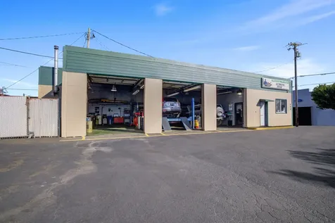 409 Main Avenue Tillamook OR 97141