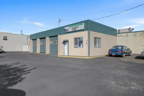 409 Main Avenue Tillamook OR 97141