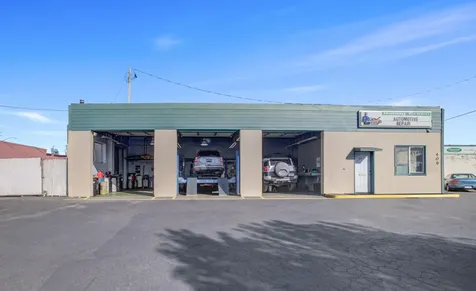 409 Main Avenue Tillamook OR 97141