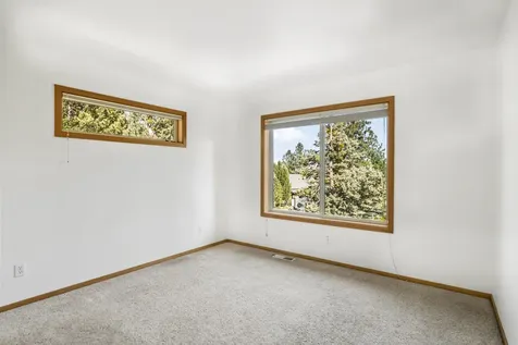 2863 NW Fairway Heights Drive Bend OR 97703