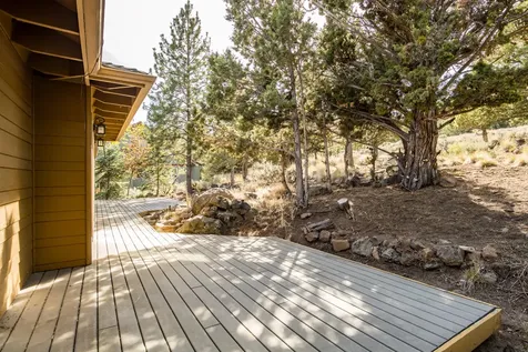 2863 NW Fairway Heights Drive Bend OR 97703