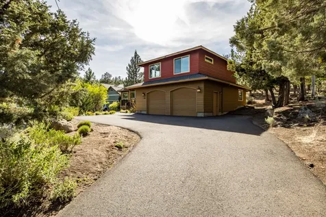 2863 NW Fairway Heights Drive Bend OR 97703
