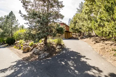 2863 NW Fairway Heights Drive Bend OR 97703