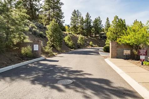 2863 NW Fairway Heights Drive Bend OR 97703