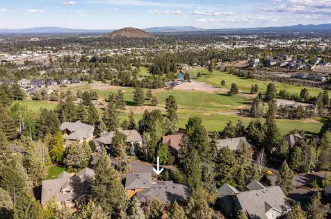 2863 NW Fairway Heights Drive Bend OR 97703
