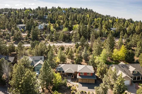 2863 NW Fairway Heights Drive Bend OR 97703